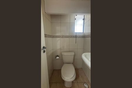 Casa à venda com 320m², 4 quartos e 2 vagasEscritório Banheiro