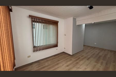 Casa à venda com 320m², 4 quartos e 2 vagasEscritório