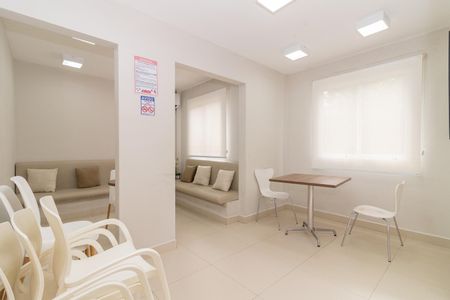 Apartamento à venda com 40m², 2 quartos e sem vagaÁrea comum - Salão de festas