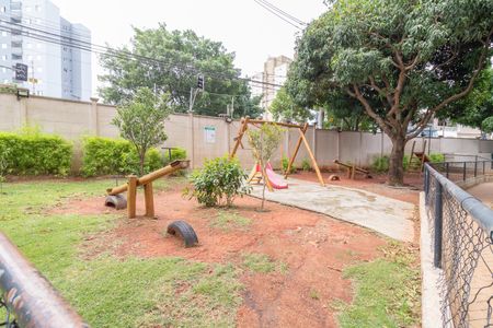 Apartamento à venda com 40m², 2 quartos e sem vagaÁrea comum - Playground
