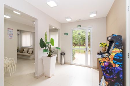 Apartamento à venda com 40m², 2 quartos e sem vagaÁrea comum - Salão de festas