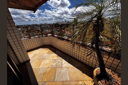 Apartamento à venda com 321m², 4 quartos e 4 vagas Apartamento à venda com 321m², 4 quartos e 4 vagasFoto 27