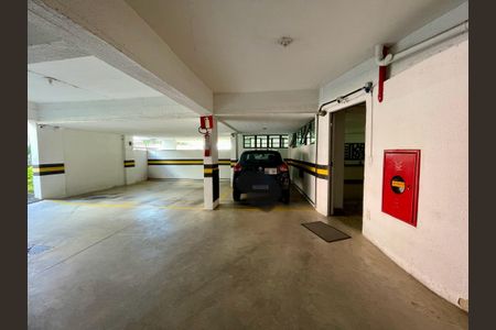 Apartamento à venda com 2 quartos, 70m² em Fernão Dias, Belo Horizonte