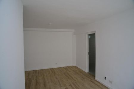 Sala de apartamento para alugar com 2 quartos, 83m² em Barra da Tijuca, Rio de Janeiro