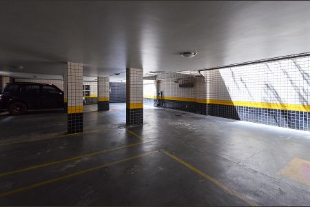 Apartamento para alugar com 290m², 5 quartos e 1 vaga Apartamento para alugar com 290m², 5 quartos e 1 vagaGaragem