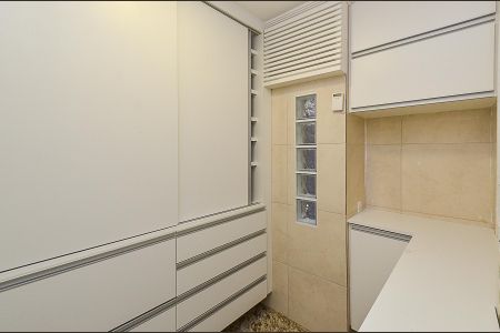 Apartamento para alugar com 290m², 5 quartos e 1 vaga Apartamento para alugar com 290m², 5 quartos e 1 vagaQuarto de Serviço