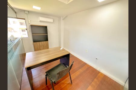 Casa para alugar com 12m², 3 quartos e 1 vagaSala 4