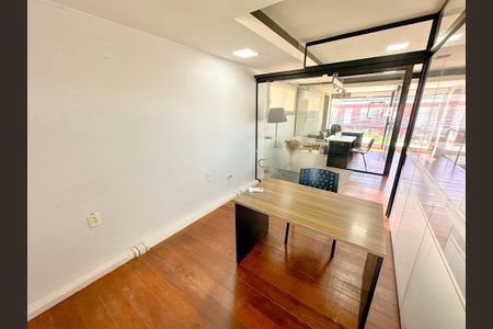 Casa para alugar com 12m², 3 quartos e 1 vagaSala 4
