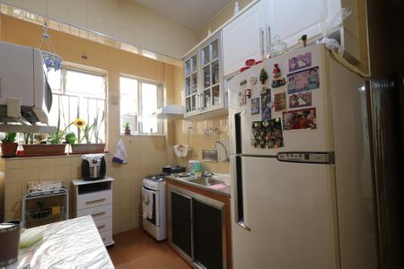 Apartamento para alugar com 92m², 2 quartos e sem vagaCozinha