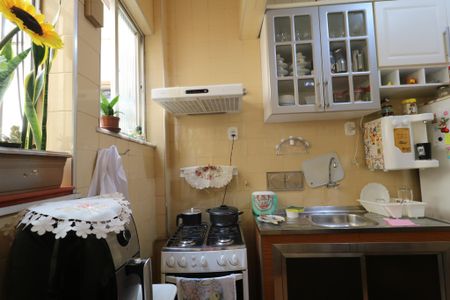 Apartamento para alugar com 92m², 2 quartos e sem vagaCozinha