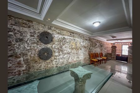 Apartamento para alugar com 76m², 2 quartos e sem vaga