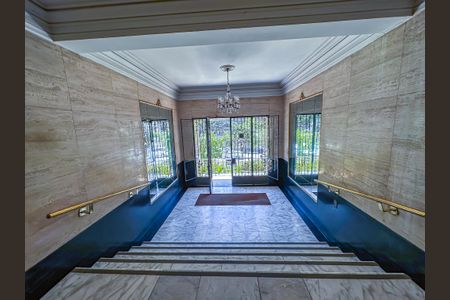 Apartamento para alugar com 76m², 2 quartos e sem vaga