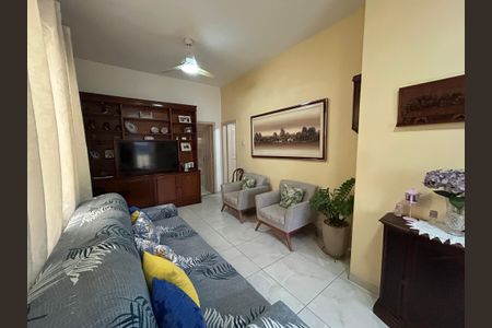 Casa à venda com 105m², 2 quartos e 1 vagaSala