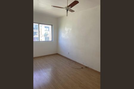 Apartamento à venda com 65m², 2 quartos e 1 vaga Apartamento à venda com 65m², 2 quartos e 1 vagaSala