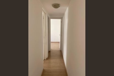Apartamento à venda com 65m², 2 quartos e 1 vaga Apartamento à venda com 65m², 2 quartos e 1 vagaCorredor