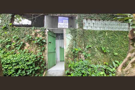 Casa para alugar com 280m², 4 quartos e 2 vagasFachada