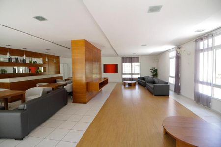 Apartamento à venda com 53m², 3 quartos e 1 vaga Apartamento à venda com 53m², 3 quartos e 1 vagaÁrea comum - Salão de festas