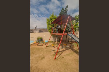 Casa de condomínio para alugar com 83m², 2 quartos e 1 vagaÁrea comum - Playground