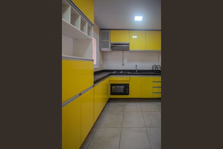 Casa de condomínio para alugar com 83m², 2 quartos e 1 vagaCozinha