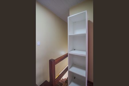 Casa de condomínio para alugar com 83m², 2 quartos e 1 vagaCorredor