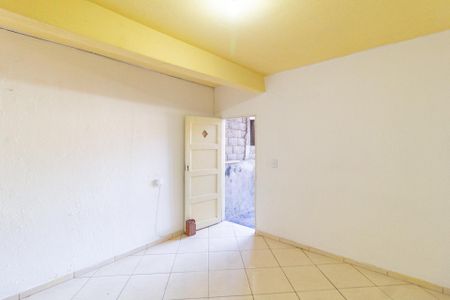 Quarto de casa para alugar com 1 quarto, 32m² em Jardim Yaya, Carapicuíba
