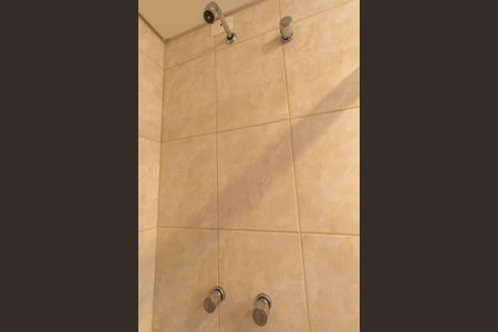 Apartamento para alugar com 60m², 1 quarto e sem vagaBanheiro da Suite