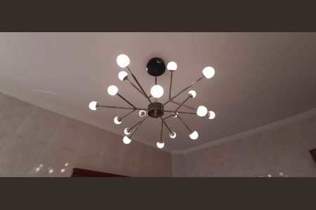 Casa de condomínio à venda com 560m², 4 quartos e 5 vagas Casa de condomínio à venda com 560m², 4 quartos e 5 vagasBanheiro da Suíte 2