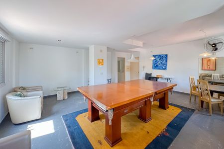 Apartamento à venda com 77m², 1 quarto e 2 vagas Apartamento à venda com 77m², 1 quarto e 2 vagasSalão de Jogos