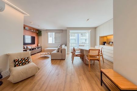 Apartamento à venda com 77m², 1 quarto e 2 vagas Apartamento à venda com 77m², 1 quarto e 2 vagasSala