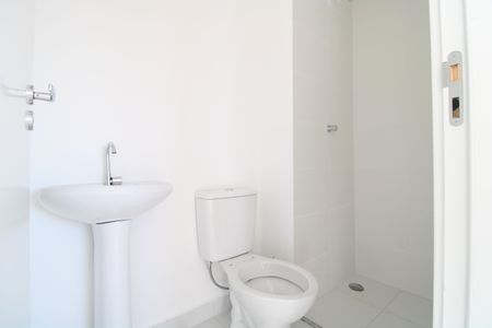 Apartamento para alugar com 42m², 2 quartos e sem vagaBanheiro