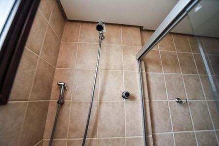 Apartamento à venda com 68m², 2 quartos e 1 vaga Apartamento à venda com 68m², 2 quartos e 1 vagaBanheiro da Suíte