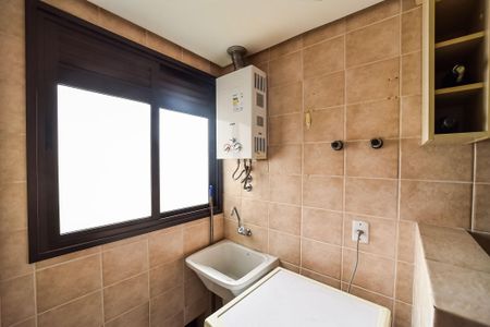 Apartamento à venda com 68m², 2 quartos e 1 vaga Apartamento à venda com 68m², 2 quartos e 1 vagaCozinha e Área de Serviço