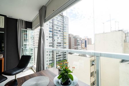 Studio à venda com 41m², 1 quarto e 1 vagaVaranda