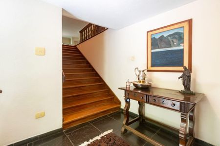 Casa à venda com 374m², 5 quartos e 5 vagasFoto 11