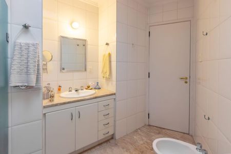 Casa à venda com 374m², 5 quartos e 5 vagasFoto 24