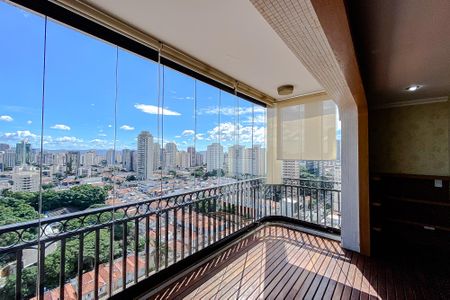 Apartamento à venda com 315m², 4 quartos e 4 vagasVaranda da Sala