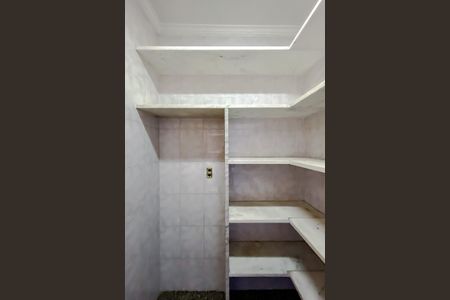 Apartamento à venda com 315m², 4 quartos e 4 vagasDespensa