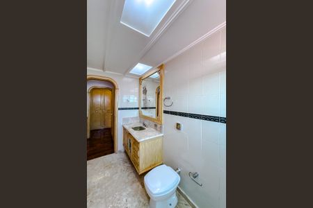 Apartamento à venda com 315m², 4 quartos e 4 vagasBanheiro da Suíte 3