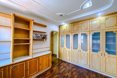 Apartamento à venda com 315m², 4 quartos e 4 vagasQuarto 2 - Suíte