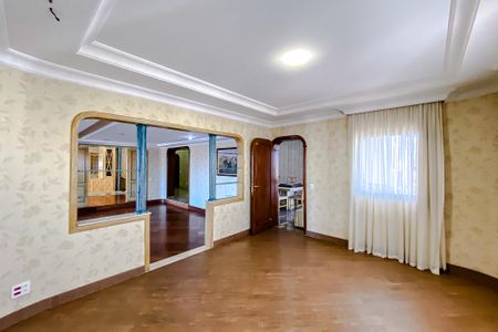 Apartamento à venda com 315m², 4 quartos e 4 vagasSala