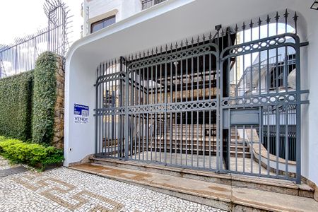 Apartamento à venda com 315m², 4 quartos e 4 vagasFachada - Plaquinha