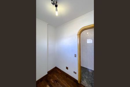 Apartamento à venda com 315m², 4 quartos e 4 vagasQuarto de Serviço