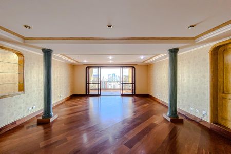 Apartamento à venda com 315m², 4 quartos e 4 vagasSala