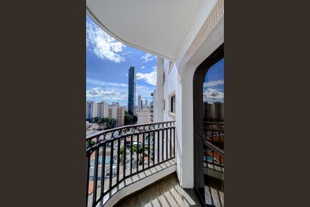 Apartamento à venda com 315m², 4 quartos e 4 vagasVaranda da Sala de TV