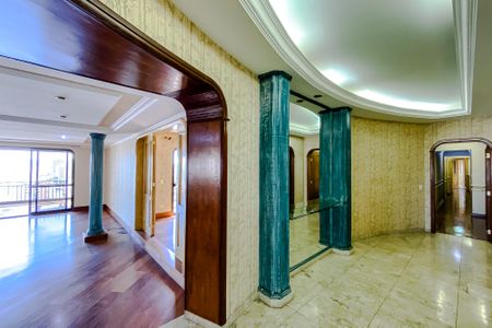 Apartamento à venda com 315m², 4 quartos e 4 vagasHall