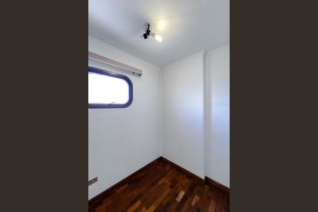 Apartamento à venda com 315m², 4 quartos e 4 vagasQuarto de Serviço