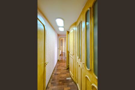 Apartamento à venda com 315m², 4 quartos e 4 vagasQuarto 4 - Suíte