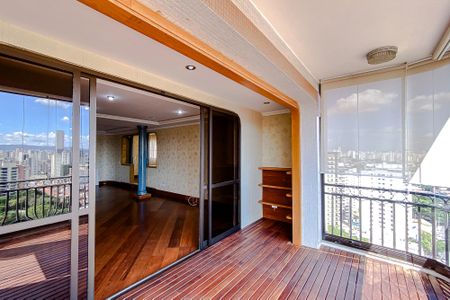 Apartamento à venda com 315m², 4 quartos e 4 vagasVaranda da Sala