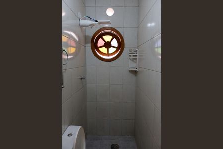 Banheiro de casa para alugar com 1 quarto, 55m² em Conceicao, Osasco