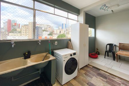 Apartamento à venda com 160m², 4 quartos e 1 vagaÁrea de Serviço